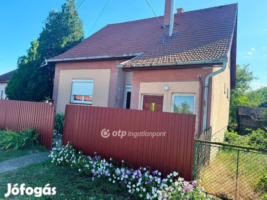 Eladó 122 nm-es ház Poroszló