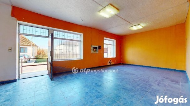 Eladó 123 nm-es ház Emőd