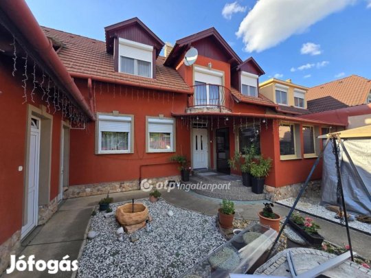 Eladó 123 nm-es ház Hajdúszoboszló