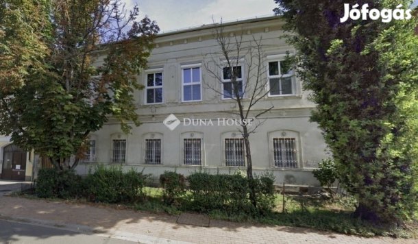 Eladó 123 nm-es lakás Szeged