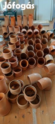 Eladó 125 mm-es PVC idomok