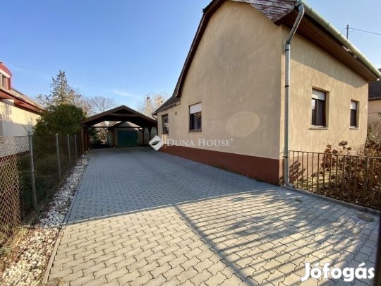 Eladó 126 m2,  5 szobás tégla ház, Budapest 18. ker.