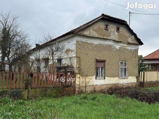 Eladó 126 nm-es ház Kunmadaras