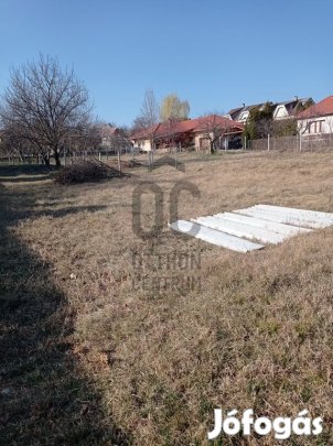 Eladó 1272 nm-es telek Kerepes