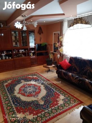 Eladó 127 nm-es ház Tiszaföldvár