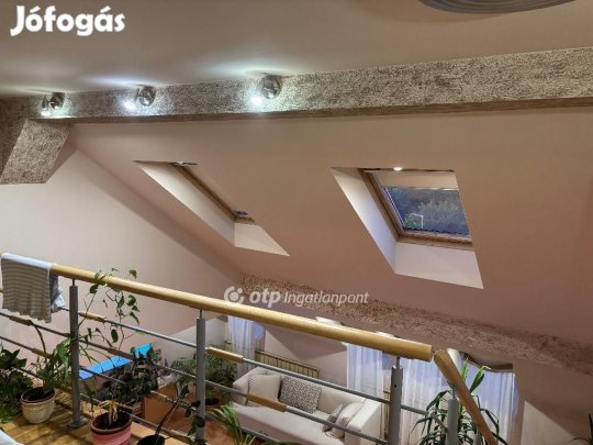 Eladó 127 nm-es lakás Mohács