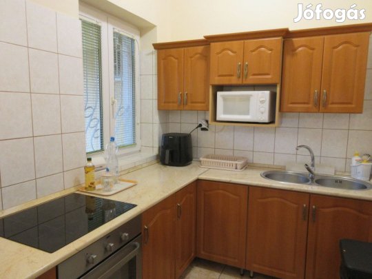 Eladó 128 nm-es Ikerház Debrecen