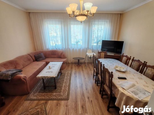 Eladó 128 nm-es Újszerű állapotú Családi ház Szeged Hargitai utca