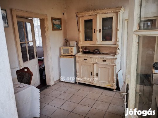 Eladó 128 nm-es ház Dömsöd