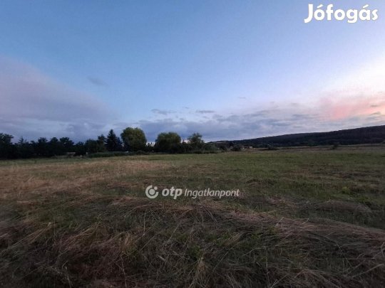 Eladó 1294 nm-es telek Demjén