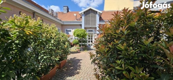 Eladó 129 nm-es lakás Szombathely