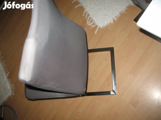 Eladó 12 db szürke szánkólábú étkezőszék