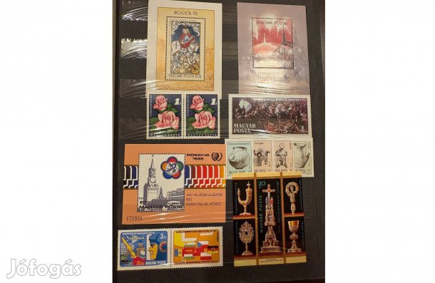 Eladó 12 lapos, 24 oldalas bélyegalbum több száz postatiszta bélyeggel