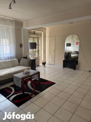 Eladó 131 nm-es Felújítandó tégla lakás Szentendre