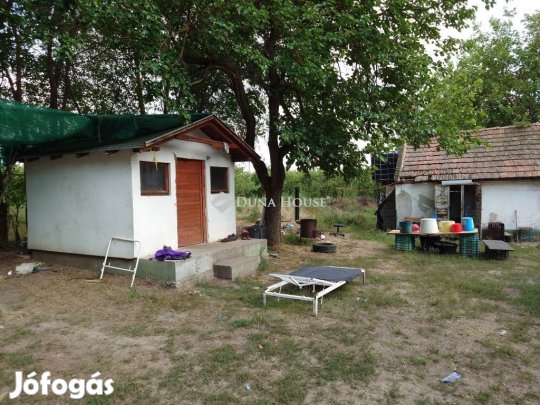 Eladó 131 nm-es ház Kecskemét