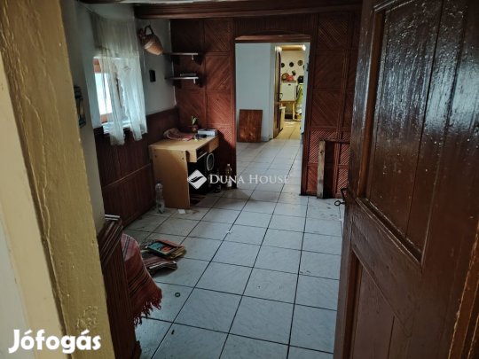 Eladó 1352 nm-es ház Ásotthalom