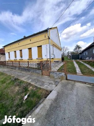 Eladó 136 nm-es Felújítandó Családi ház Várda