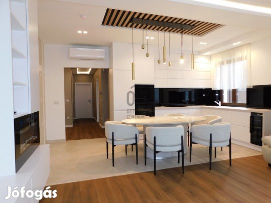 Eladó 136 nm-es ház Ceglédbercel