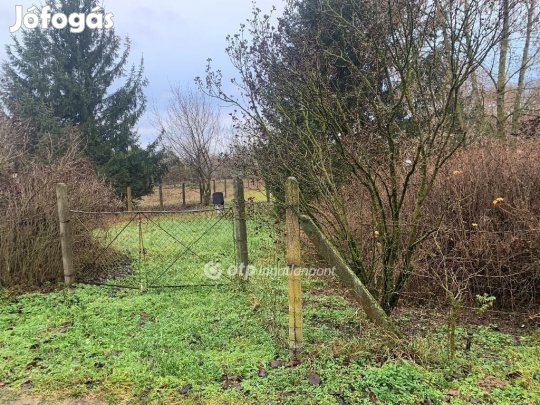 Eladó 1396 nm-es telek Nyíregyháza