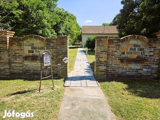 Eladó 140 nm-es ház Ivándárda