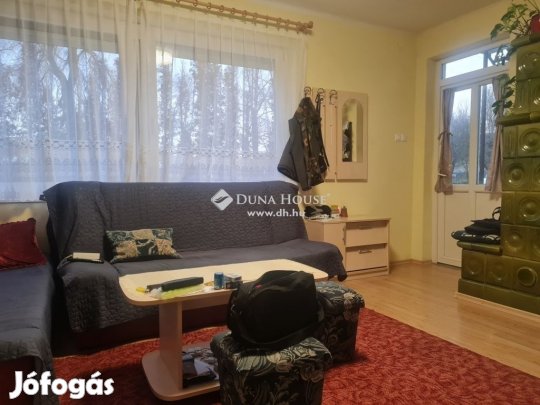 Eladó 140 nm-es ház Kőröshegy