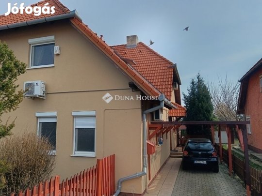 Eladó 140 nm-es ház Pécs