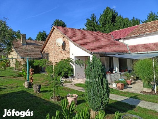 Eladó 140 nm-es ház Somogyszil