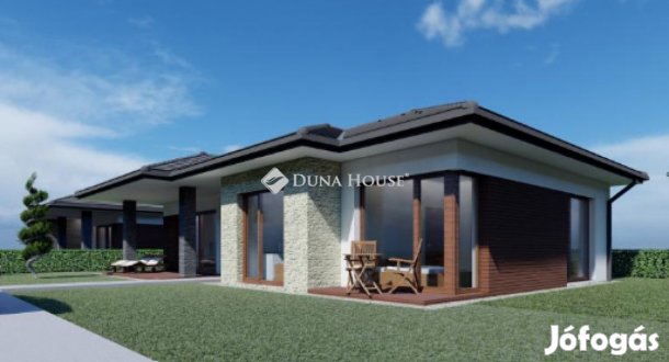 Eladó 144 nm-es ház Gödöllő