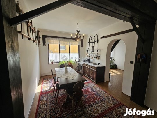 Eladó 145 nm-es ház Székesfehérvár