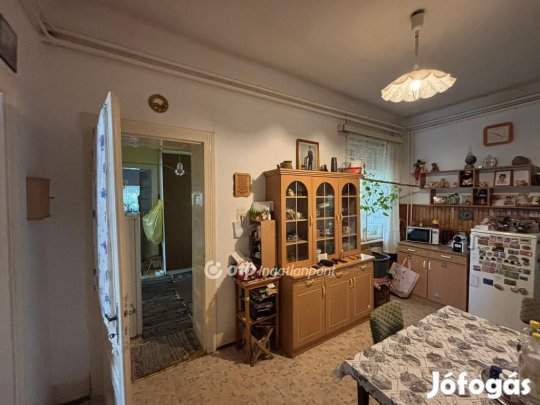 Eladó 146 nm-es ház Hajdúhadház