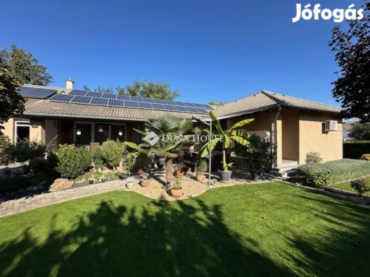 Eladó 146 nm-es ház Nagyvenyim