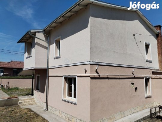 Eladó 147 nm-es ház Szigetszentmiklós