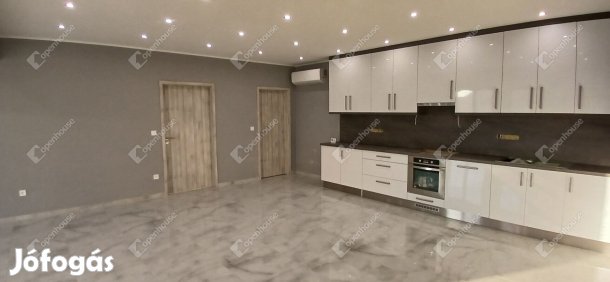 Eladó 148 nm-es ház Zalaegerszeg