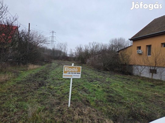 Eladó 1490 nm-es építési telek Dabason