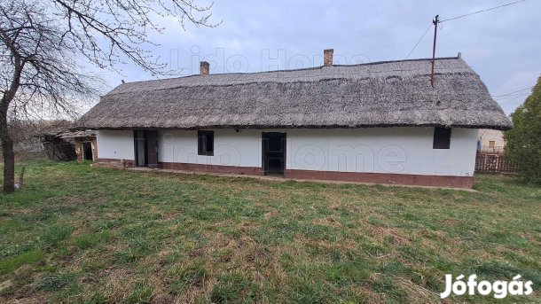 Eladó 150 éves vályog parasztház Somogyszentpálon