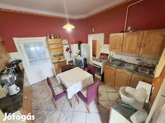Eladó 150 nm-es Családi ház Somogysárd