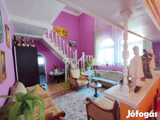 Eladó 150 nm-es ház Debrecen