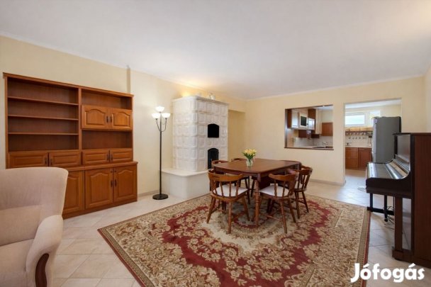 Eladó 150 nm-es ház Gárdony