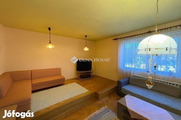 Eladó 150 nm-es ház Hatvan