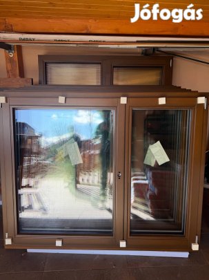Eladó 150x120-as Fa ablakok 7db