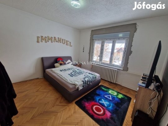 Eladó 152 nm-es ház Baja