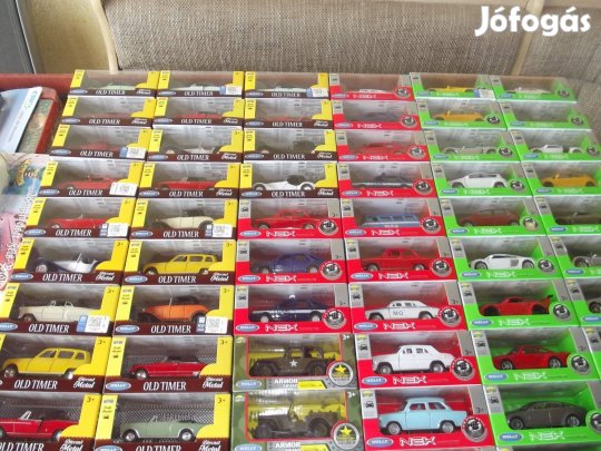 Eladó 15. Welly Dobozos Fém Autó Oldtimer Új Bontatlan :