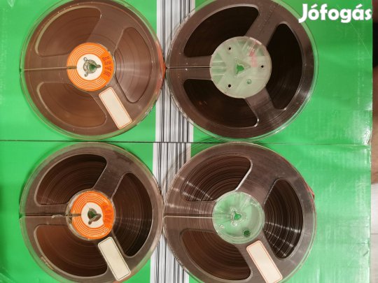 Eladó 15 cm magnó orsó szalaggal