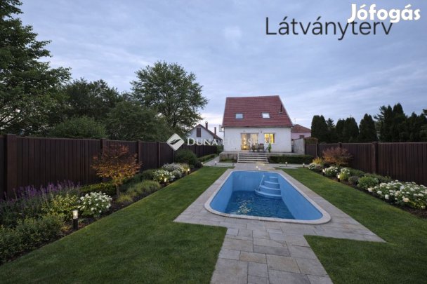 Eladó 160 nm-es ház Gyömrő