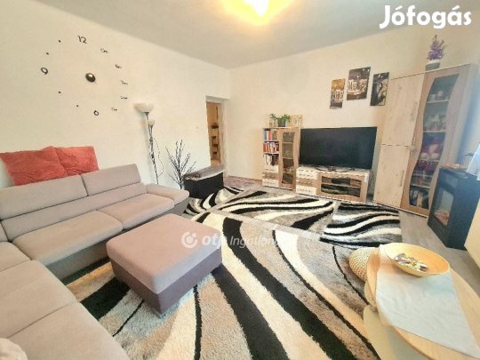 Eladó 162 nm-es ház Maklár