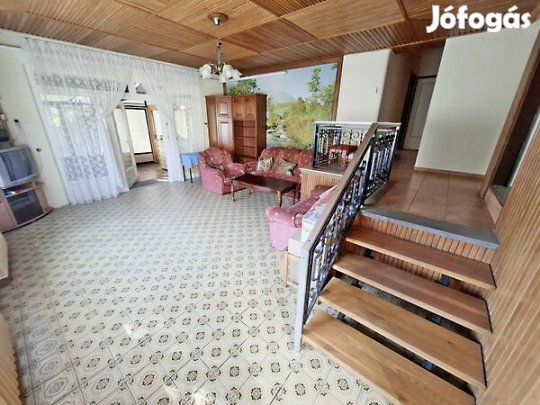 Eladó 170 nm-es Családi ház Nagyberki