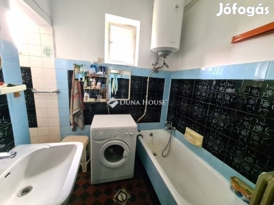 Eladó 180 nm-es ház Gyömrő