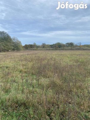 Eladó 1816 nm-es telek Ipolyszög