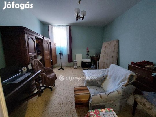 Eladó 181 nm-es ház Dunapataj