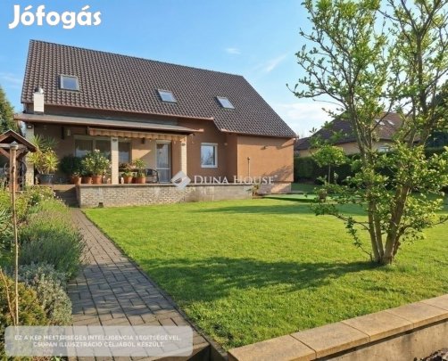 Eladó 183 nm-es ház Kozármisleny